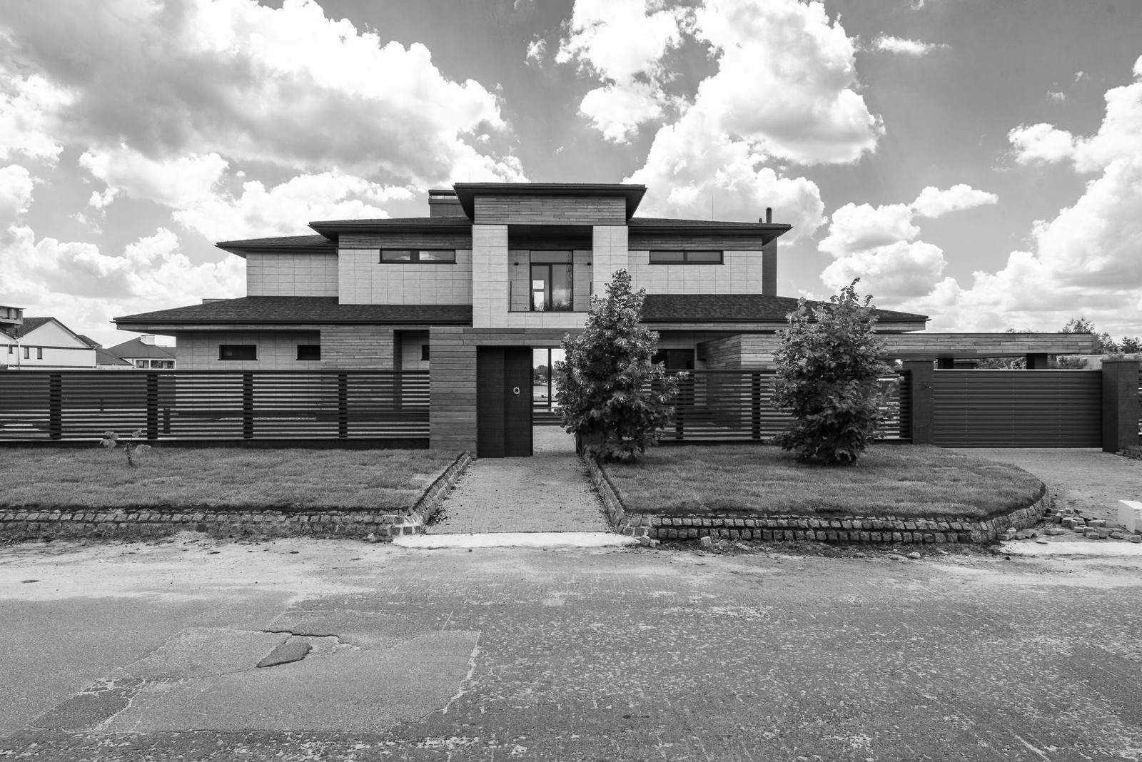 A modern seven-figure single-family rental home of the kind financed with a jumbo DSCR loan