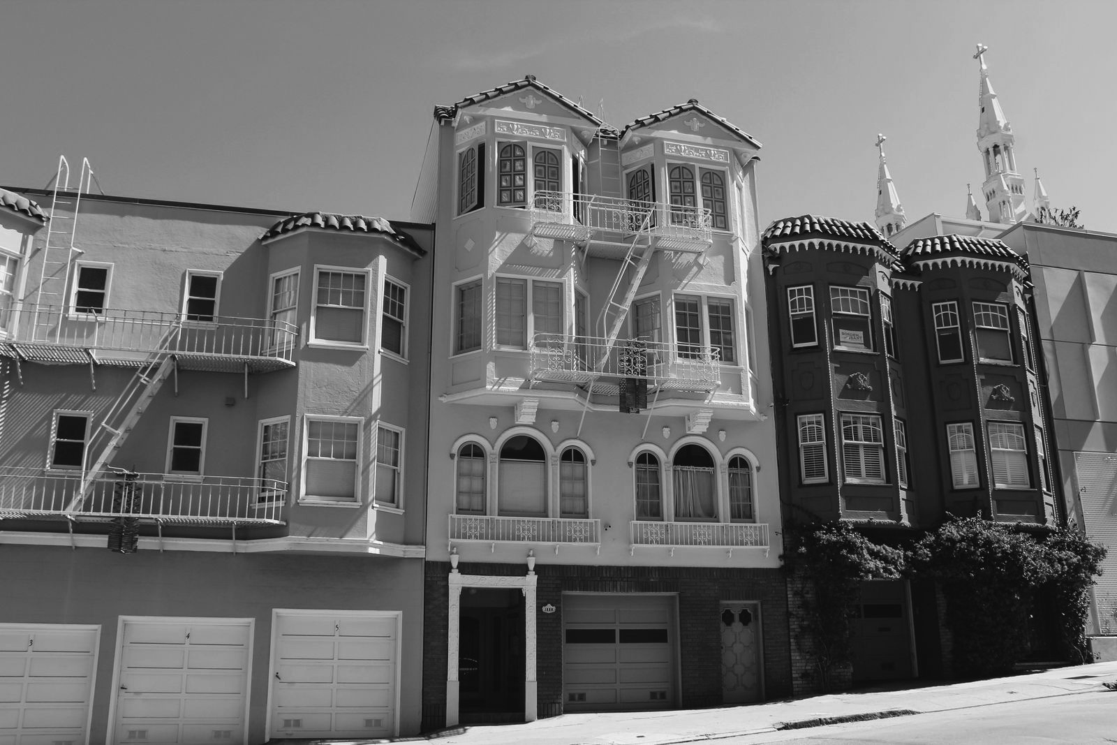 A street of single-family rental homes an investor could refinance together at once